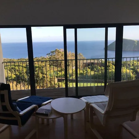 Casa Do Coronel * أنغرا دو إِراويزو